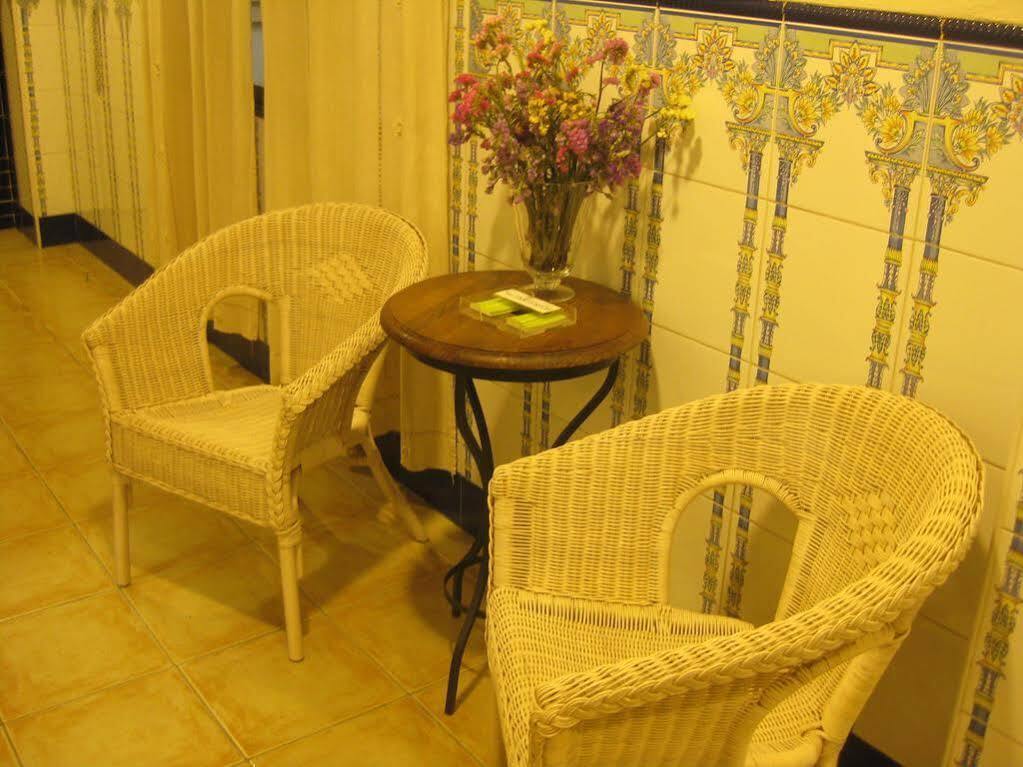 Hostal Tartessos Valencia Ngoại thất bức ảnh