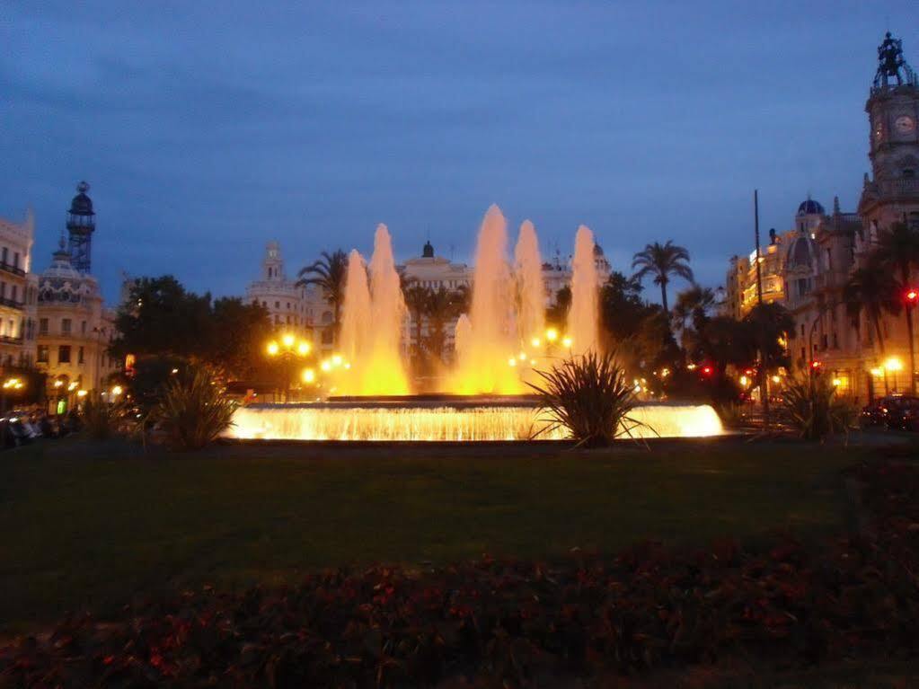 Hostal Tartessos Valencia Ngoại thất bức ảnh